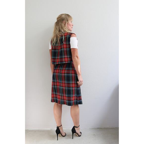 1960's Vintage Tartan Plaid Skirt & Vest Set Women's XS SM Scottish Pleat Skirt - Picture 4 of 9